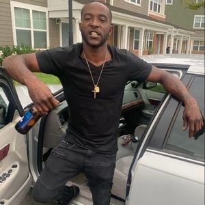 Meet your Posher, Jonathan